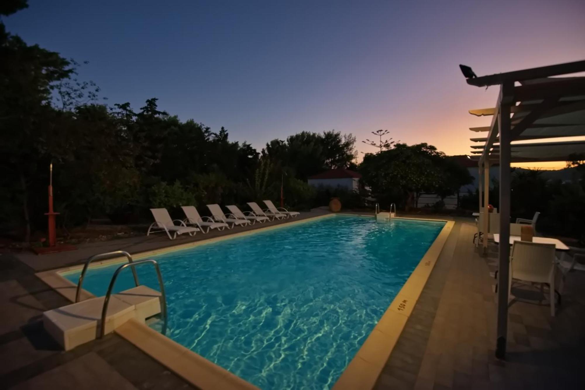 Kamelia Villas Votsi  Exterior photo