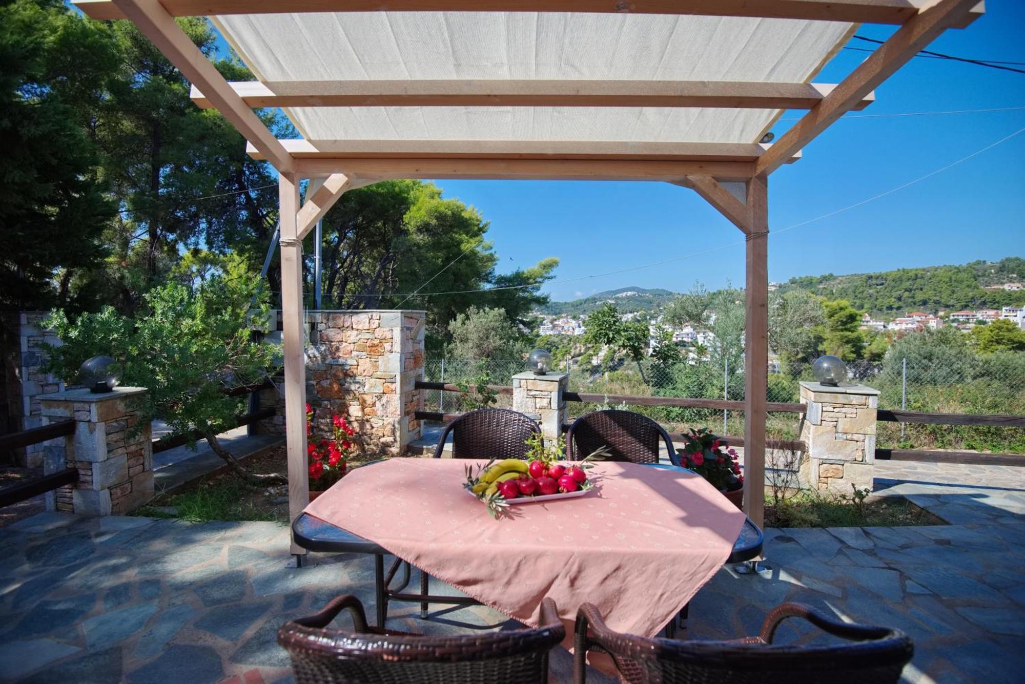 Kamelia Villas Votsi  Exterior photo