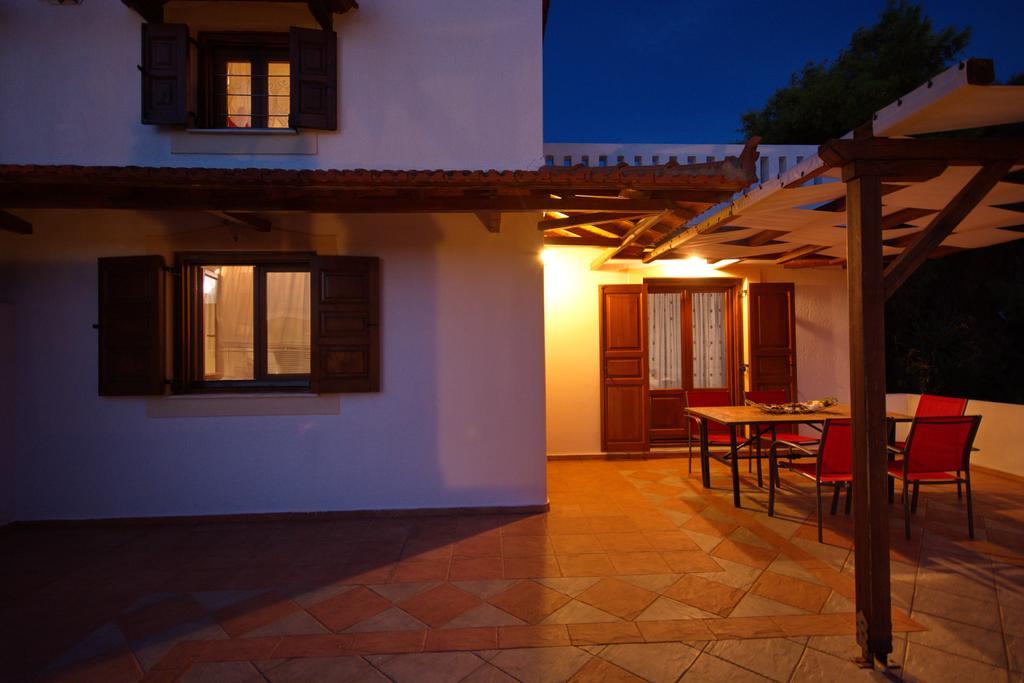 Kamelia Villas Votsi  Exterior photo